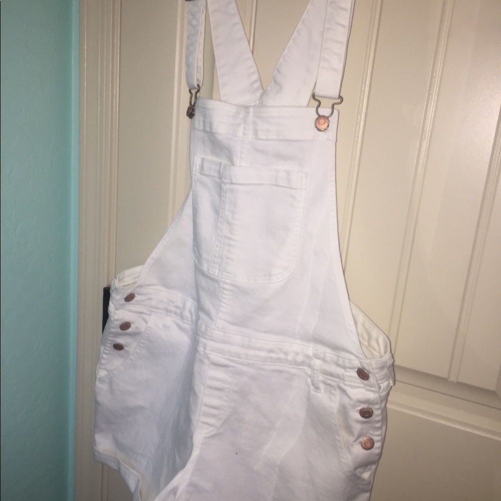 White short overalls